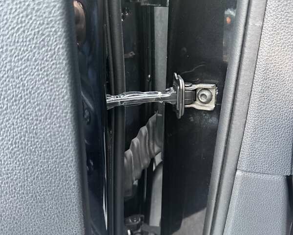 Чорний Сеат Альхамбра, об'ємом двигуна 2 л та пробігом 235 тис. км за 25500 $, фото 16 на Automoto.ua