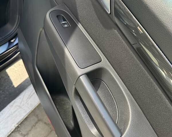 Чорний Сеат Альхамбра, об'ємом двигуна 2 л та пробігом 235 тис. км за 25500 $, фото 26 на Automoto.ua