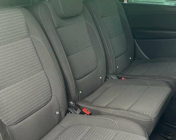 Чорний Сеат Альхамбра, об'ємом двигуна 2 л та пробігом 235 тис. км за 25500 $, фото 63 на Automoto.ua