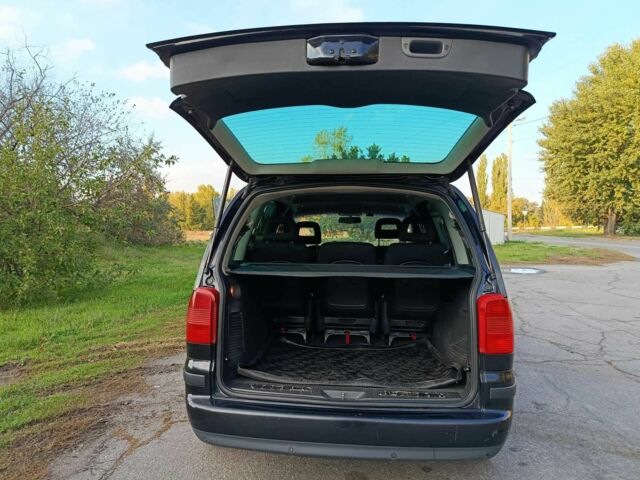 Чорний Сеат Альхамбра, об'ємом двигуна 2 л та пробігом 308 тис. км за 7550 $, фото 21 на Automoto.ua