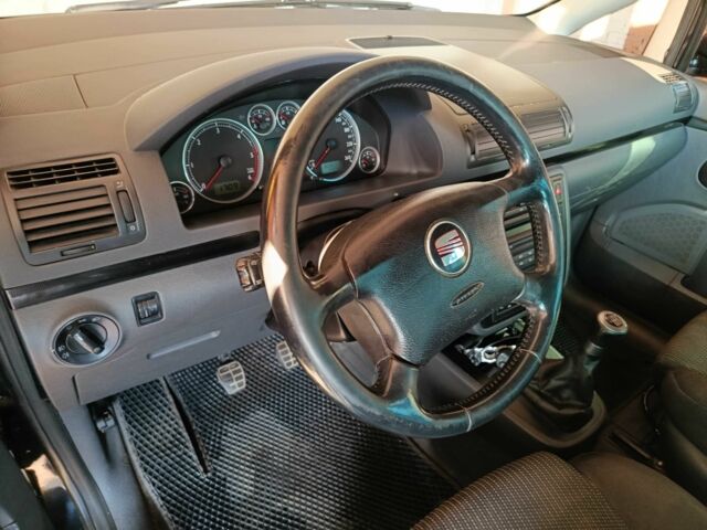 Чорний Сеат Альхамбра, об'ємом двигуна 2 л та пробігом 308 тис. км за 7550 $, фото 22 на Automoto.ua