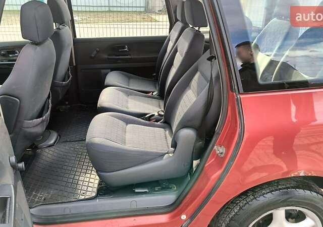 Красный Сеат Альхамбра, объемом двигателя 1.9 л и пробегом 357 тыс. км за 3599 $, фото 5 на Automoto.ua