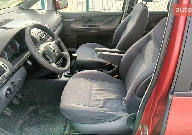 Красный Сеат Альхамбра, объемом двигателя 1.9 л и пробегом 357 тыс. км за 3599 $, фото 11 на Automoto.ua