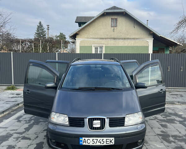 Сеат Альхамбра, объемом двигателя 2 л и пробегом 260 тыс. км за 6500 $, фото 2 на Automoto.ua