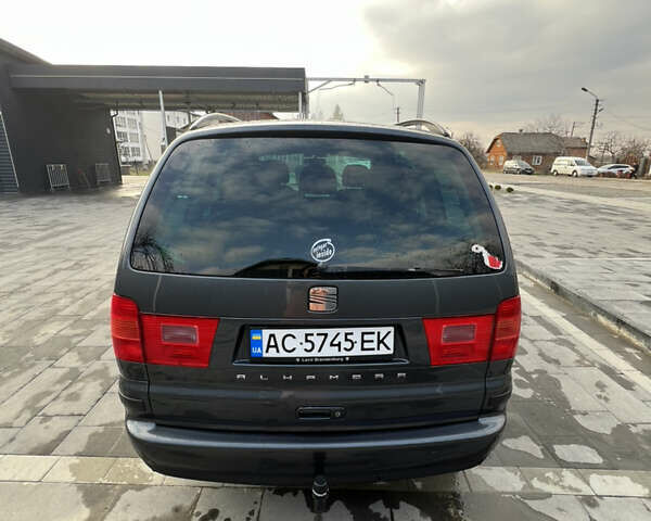 Сеат Альхамбра, объемом двигателя 2 л и пробегом 260 тыс. км за 6500 $, фото 5 на Automoto.ua