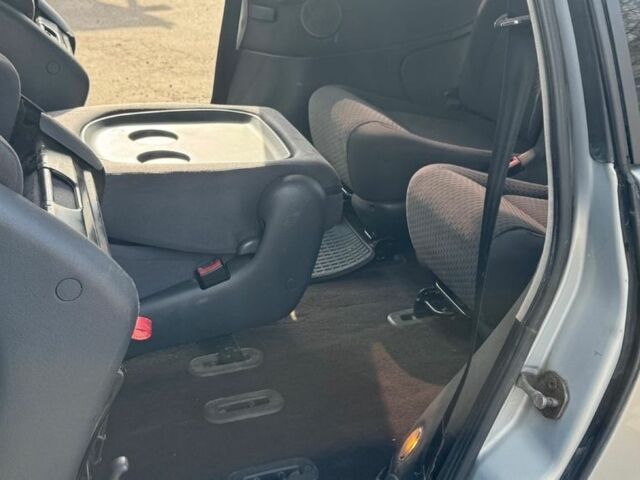 Серый Сеат Альхамбра, объемом двигателя 1.9 л и пробегом 318 тыс. км за 5500 $, фото 8 на Automoto.ua