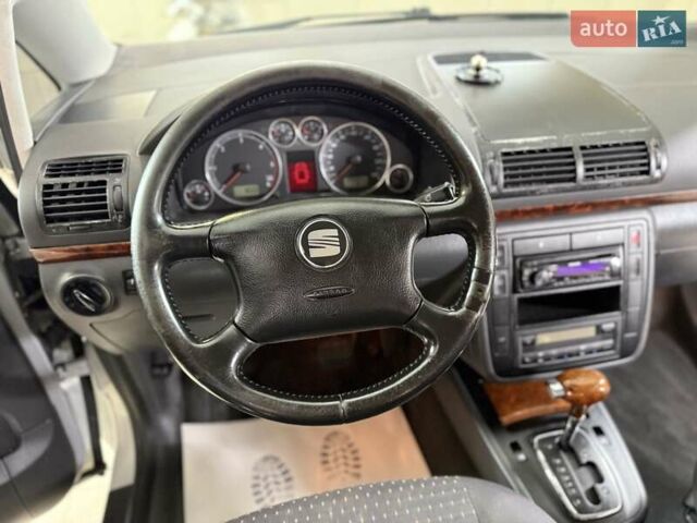 Сірий Сеат Альхамбра, об'ємом двигуна 1.9 л та пробігом 290 тис. км за 5950 $, фото 21 на Automoto.ua