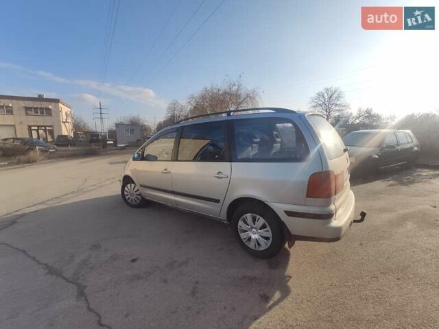 Серый Сеат Альхамбра, объемом двигателя 1.9 л и пробегом 284 тыс. км за 3900 $, фото 7 на Automoto.ua