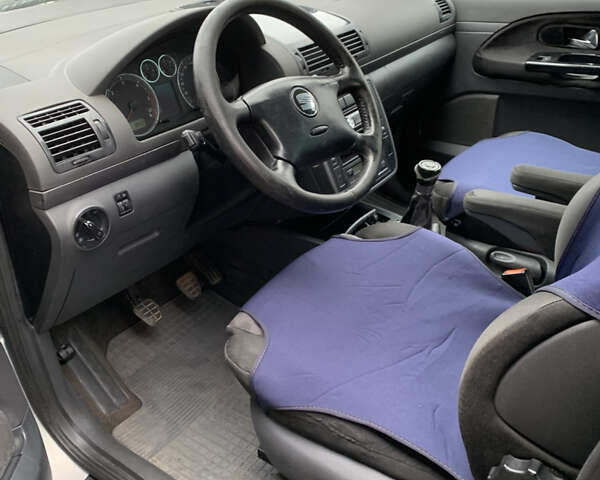 Серый Сеат Альхамбра, объемом двигателя 1.9 л и пробегом 362 тыс. км за 3400 $, фото 24 на Automoto.ua