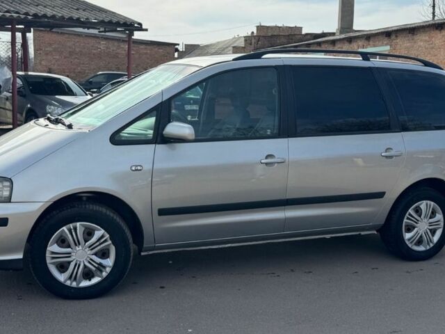 Серый Сеат Альхамбра, объемом двигателя 1.9 л и пробегом 318 тыс. км за 5500 $, фото 10 на Automoto.ua