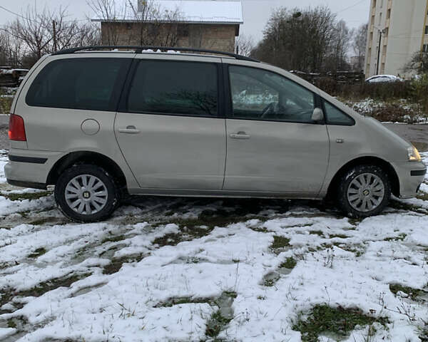 Серый Сеат Альхамбра, объемом двигателя 1.9 л и пробегом 362 тыс. км за 3400 $, фото 13 на Automoto.ua