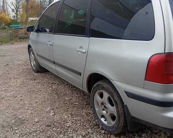 Серый Сеат Альхамбра, объемом двигателя 1.9 л и пробегом 290 тыс. км за 2700 $, фото 1 на Automoto.ua