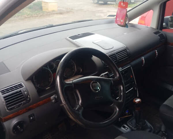 Серый Сеат Альхамбра, объемом двигателя 1.9 л и пробегом 290 тыс. км за 2700 $, фото 7 на Automoto.ua