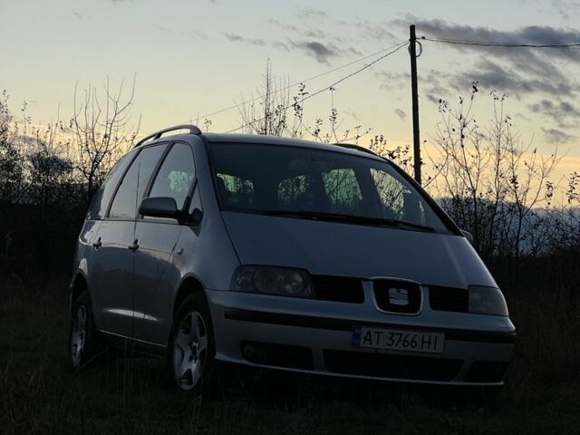 Серый Сеат Альхамбра, объемом двигателя 1.9 л и пробегом 330 тыс. км за 5600 $, фото 3 на Automoto.ua
