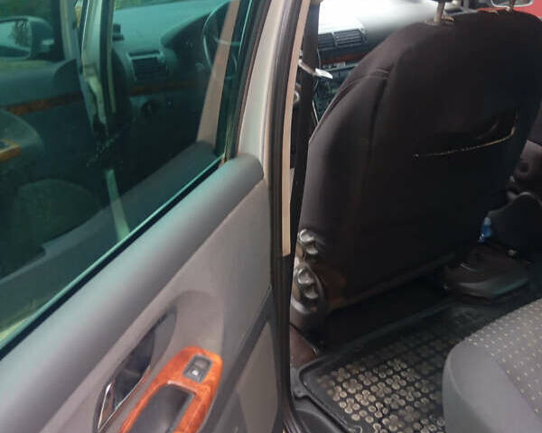 Серый Сеат Альхамбра, объемом двигателя 1.9 л и пробегом 290 тыс. км за 2700 $, фото 4 на Automoto.ua