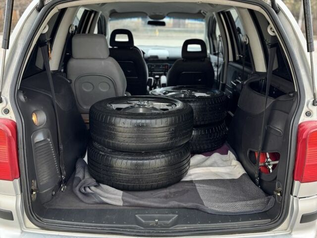 Серый Сеат Альхамбра, объемом двигателя 1.9 л и пробегом 380 тыс. км за 2650 $, фото 7 на Automoto.ua