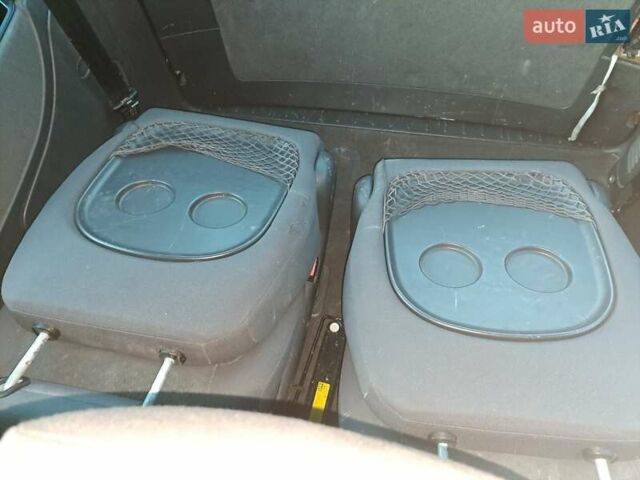 Серый Сеат Альхамбра, объемом двигателя 1.9 л и пробегом 350 тыс. км за 1650 $, фото 3 на Automoto.ua