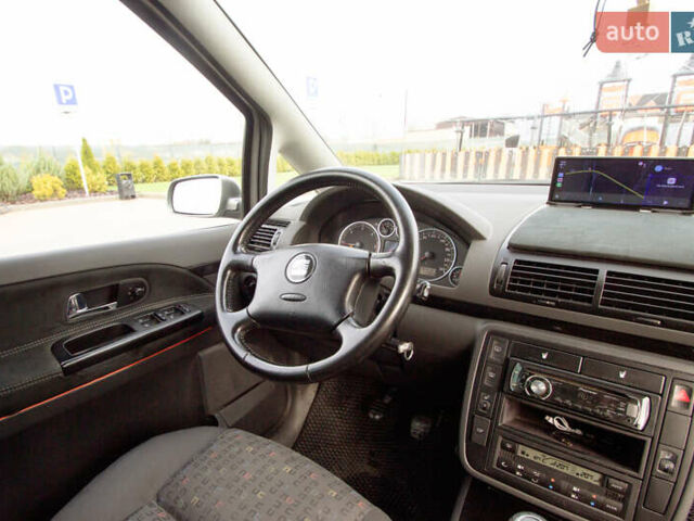 Серый Сеат Альхамбра, объемом двигателя 1.9 л и пробегом 284 тыс. км за 6700 $, фото 14 на Automoto.ua