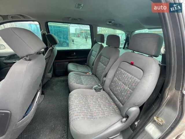 Серый Сеат Альхамбра, объемом двигателя 1.9 л и пробегом 284 тыс. км за 6700 $, фото 16 на Automoto.ua