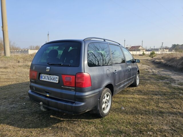Серый Сеат Альхамбра, объемом двигателя 1.9 л и пробегом 410 тыс. км за 5598 $, фото 3 на Automoto.ua