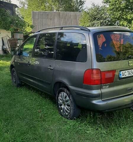 Серый Сеат Альхамбра, объемом двигателя 1.9 л и пробегом 288 тыс. км за 4000 $, фото 3 на Automoto.ua