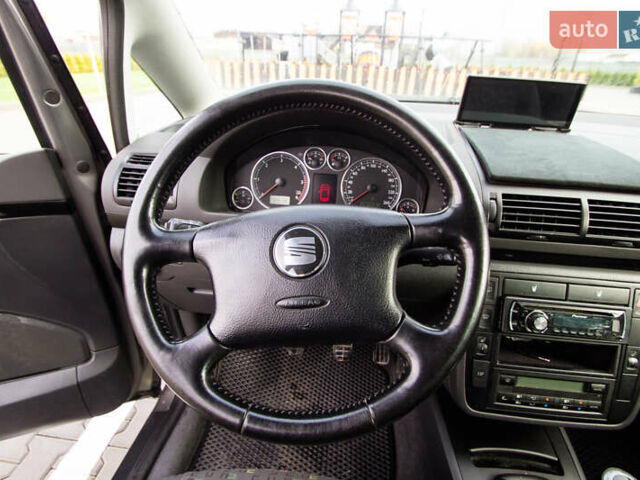 Серый Сеат Альхамбра, объемом двигателя 1.9 л и пробегом 284 тыс. км за 6700 $, фото 17 на Automoto.ua