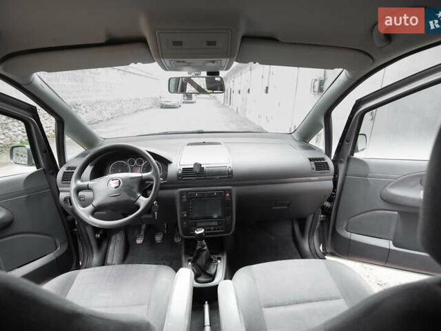 Сірий Сеат Альхамбра, об'ємом двигуна 1.8 л та пробігом 220 тис. км за 6500 $, фото 34 на Automoto.ua
