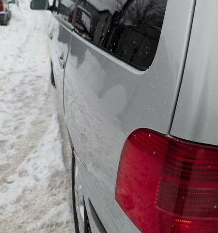 Сірий Сеат Альхамбра, об'ємом двигуна 2 л та пробігом 324 тис. км за 6100 $, фото 5 на Automoto.ua