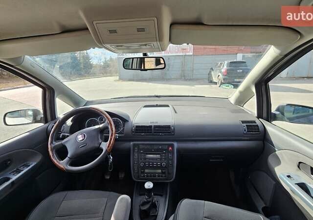 Серый Сеат Альхамбра, объемом двигателя 2 л и пробегом 297 тыс. км за 7500 $, фото 8 на Automoto.ua