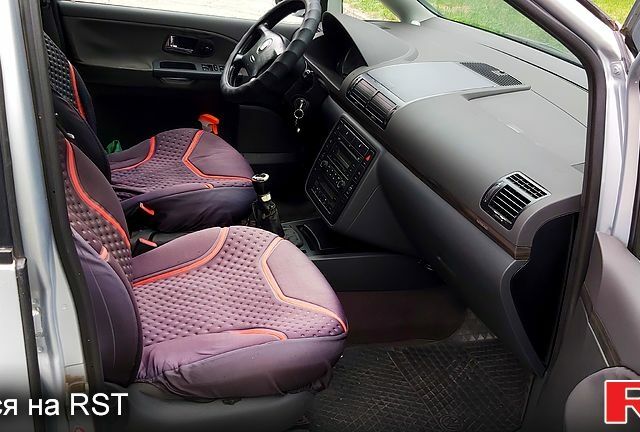 Серый Сеат Альхамбра, объемом двигателя 2 л и пробегом 0 тыс. км за 4500 $, фото 5 на Automoto.ua