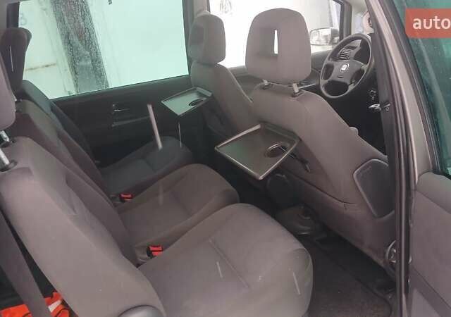 Серый Сеат Альхамбра, объемом двигателя 2 л и пробегом 297 тыс. км за 7500 $, фото 2 на Automoto.ua