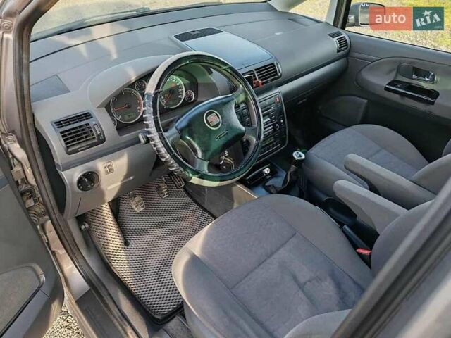 Серый Сеат Альхамбра, объемом двигателя 1.98 л и пробегом 279 тыс. км за 5300 $, фото 6 на Automoto.ua