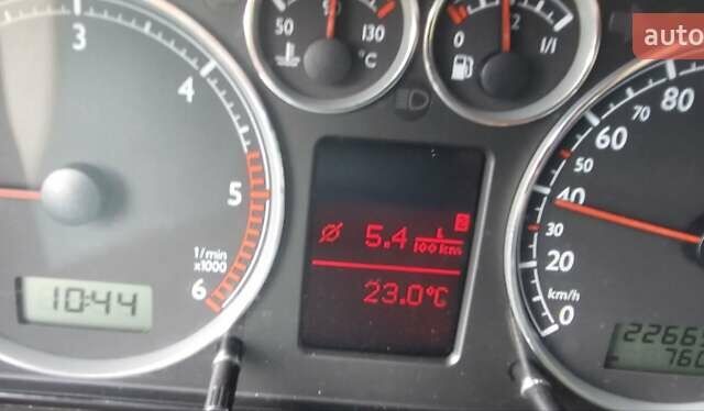 Сірий Сеат Альхамбра, об'ємом двигуна 1.97 л та пробігом 226 тис. км за 7000 $, фото 37 на Automoto.ua