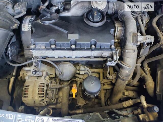 Сірий Сеат Альхамбра, об'ємом двигуна 1.9 л та пробігом 260 тис. км за 8300 $, фото 7 на Automoto.ua