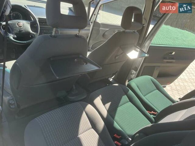 Серый Сеат Альхамбра, объемом двигателя 2 л и пробегом 220 тыс. км за 7999 $, фото 16 на Automoto.ua