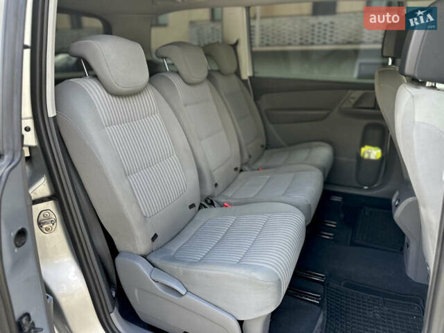 Серый Сеат Альхамбра, объемом двигателя 2 л и пробегом 385 тыс. км за 8599 $, фото 24 на Automoto.ua