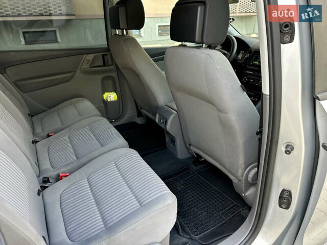 Серый Сеат Альхамбра, объемом двигателя 2 л и пробегом 385 тыс. км за 8599 $, фото 25 на Automoto.ua