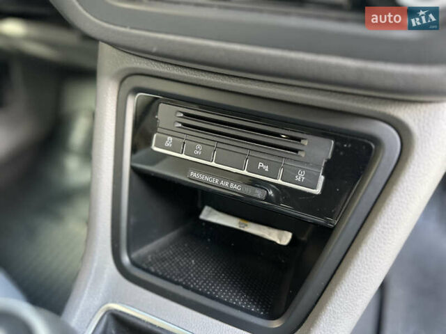 Серый Сеат Альхамбра, объемом двигателя 2 л и пробегом 385 тыс. км за 8599 $, фото 31 на Automoto.ua