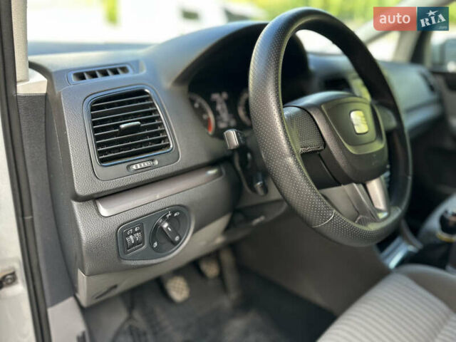 Серый Сеат Альхамбра, объемом двигателя 2 л и пробегом 385 тыс. км за 8599 $, фото 20 на Automoto.ua