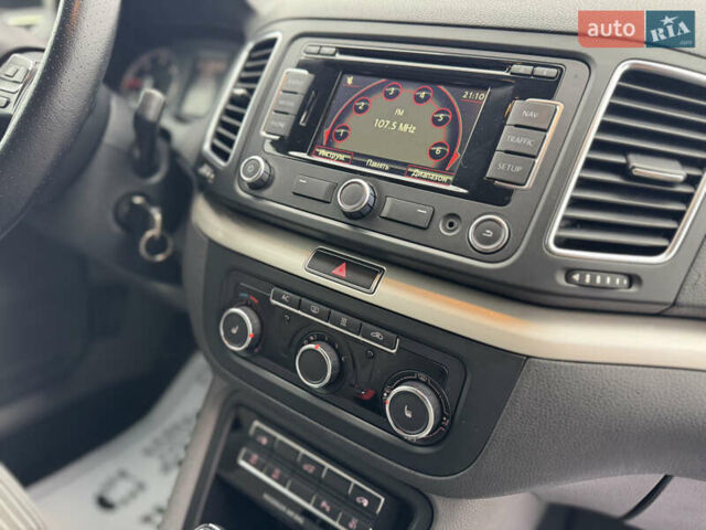 Серый Сеат Альхамбра, объемом двигателя 2 л и пробегом 240 тыс. км за 12300 $, фото 22 на Automoto.ua