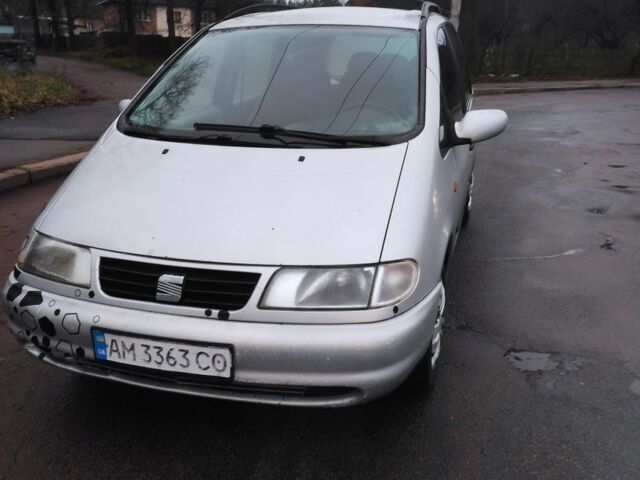 Серый Сеат Альхамбра, объемом двигателя 1.9 л и пробегом 500 тыс. км за 2400 $, фото 1 на Automoto.ua