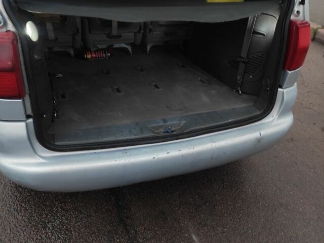 Серый Сеат Альхамбра, объемом двигателя 1.9 л и пробегом 500 тыс. км за 2400 $, фото 7 на Automoto.ua