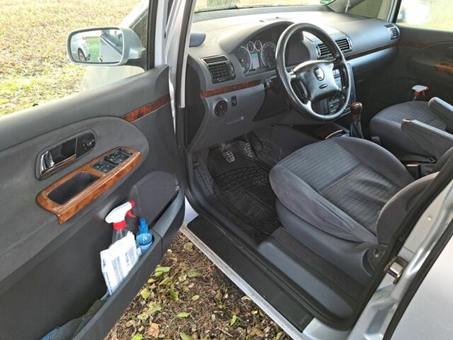 Сеат Альхамбра 2003 в Глобино на Automoto.ua Серый Сеат Альхамбра, объемом двигателя 0 л и пробегом 349 тыс. км за 2679 $, фото 7 на Automoto.ua