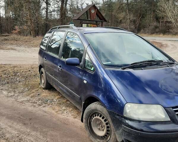 Синий Сеат Альхамбра, объемом двигателя 2 л и пробегом 503 тыс. км за 2200 $, фото 2 на Automoto.ua
