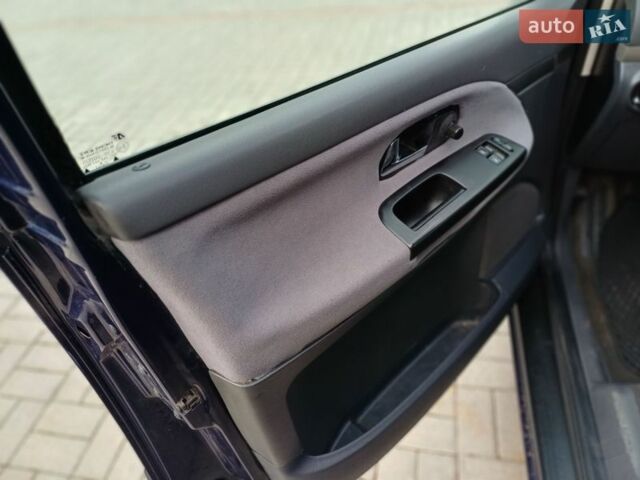 Синий Сеат Альхамбра, объемом двигателя 1.9 л и пробегом 363 тыс. км за 3450 $, фото 18 на Automoto.ua