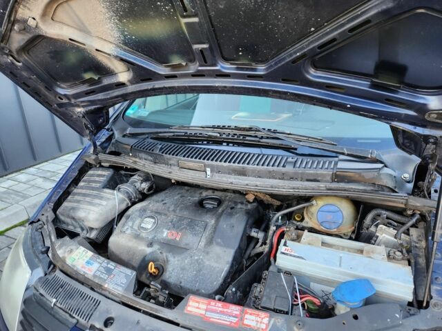 Синій Сеат Альхамбра, об'ємом двигуна 0 л та пробігом 345 тис. км за 1550 $, фото 13 на Automoto.ua