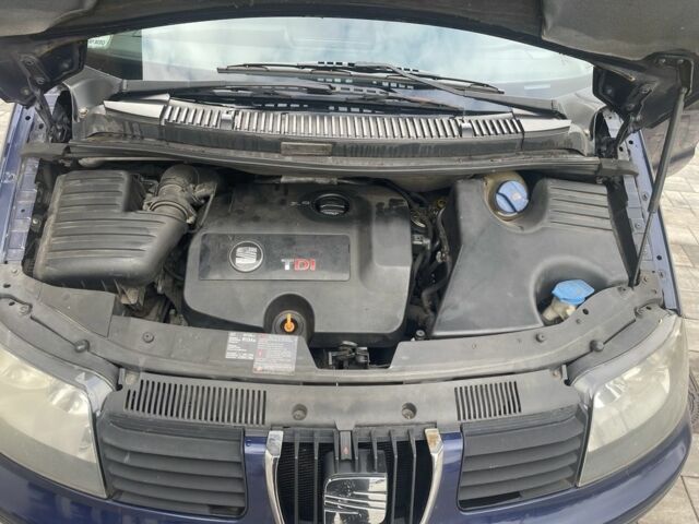 Сеат Альхамбра 2003 в Львове на Automoto.ua Синий Сеат Альхамбра, объемом двигателя 1.9 л и пробегом 300 тыс. км за 1900 $, фото 7 на Automoto.ua