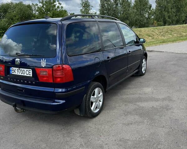 Синий Сеат Альхамбра, объемом двигателя 2 л и пробегом 250 тыс. км за 5700 $, фото 4 на Automoto.ua