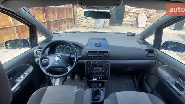 Синій Сеат Альхамбра, об'ємом двигуна 1.97 л та пробігом 241 тис. км за 5500 $, фото 1 на Automoto.ua