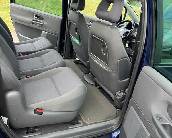 Синий Сеат Альхамбра, объемом двигателя 2 л и пробегом 250 тыс. км за 5700 $, фото 5 на Automoto.ua